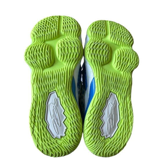 Youth Sz 12C Blue Nike LeBron 17 Sprite Sneakers - Picture 5 of 7